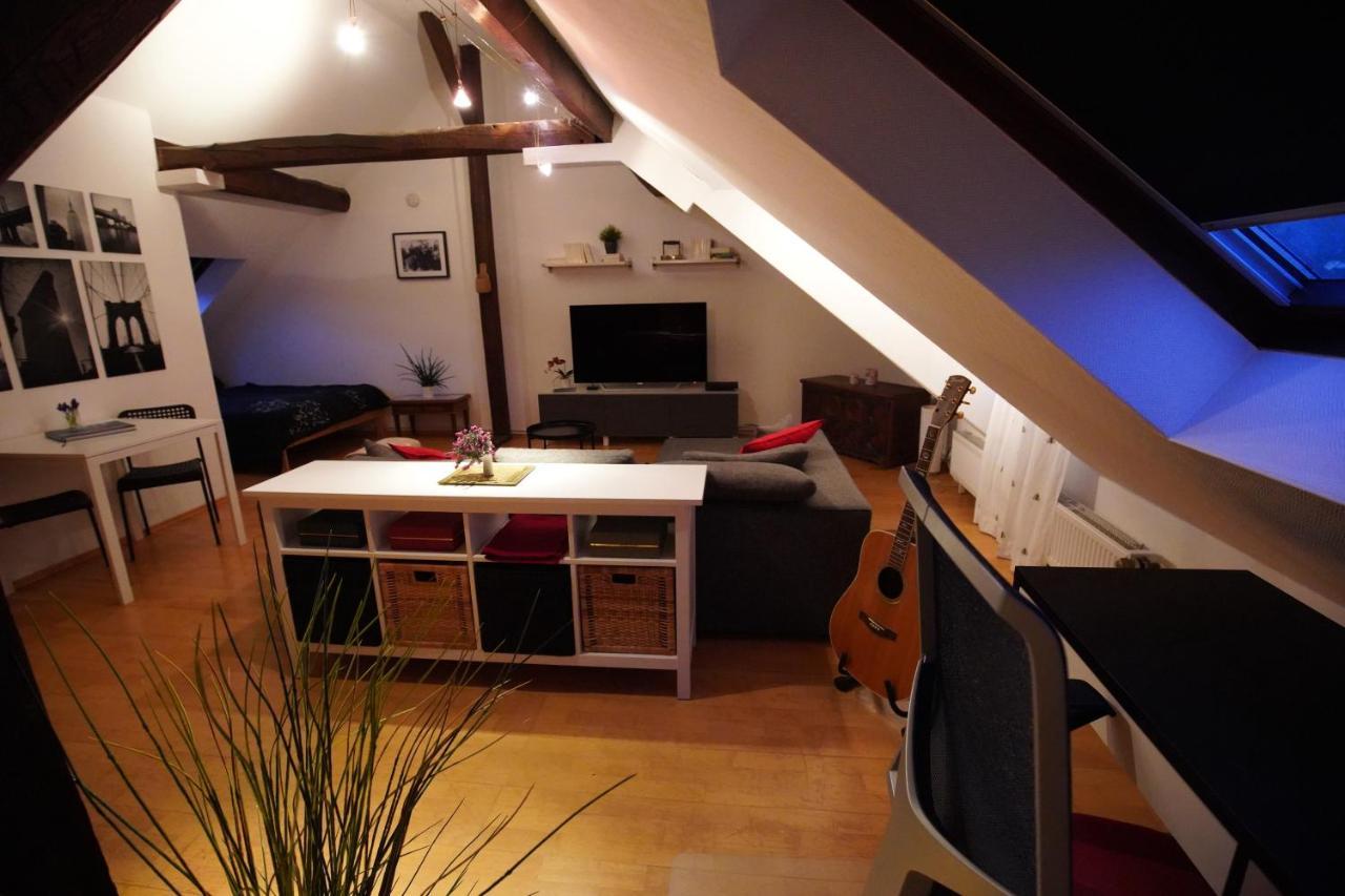 Dachgeschosswohnung Hannover Exteriör bild